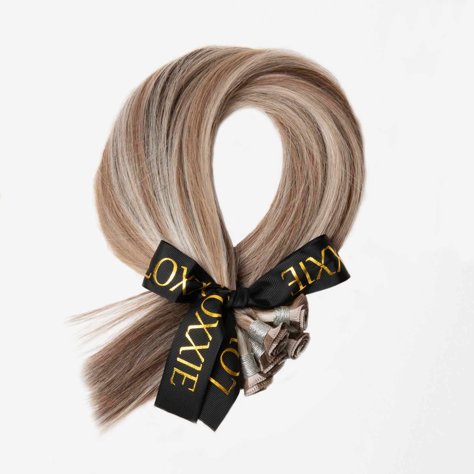 Loxxie Cookies n Cream hair extension swatch