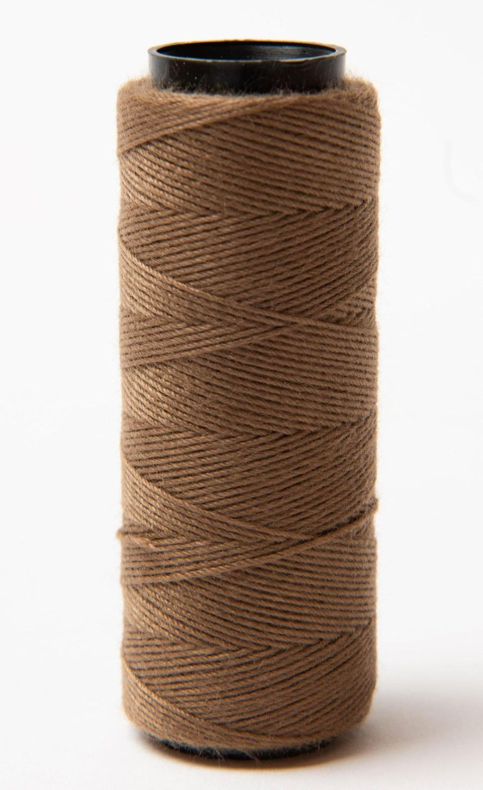 Loxxie Medium Brown styling tool