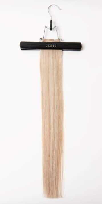 Loxxie 22" Flat Bonded Weft Vanilla Bean 55 Grams