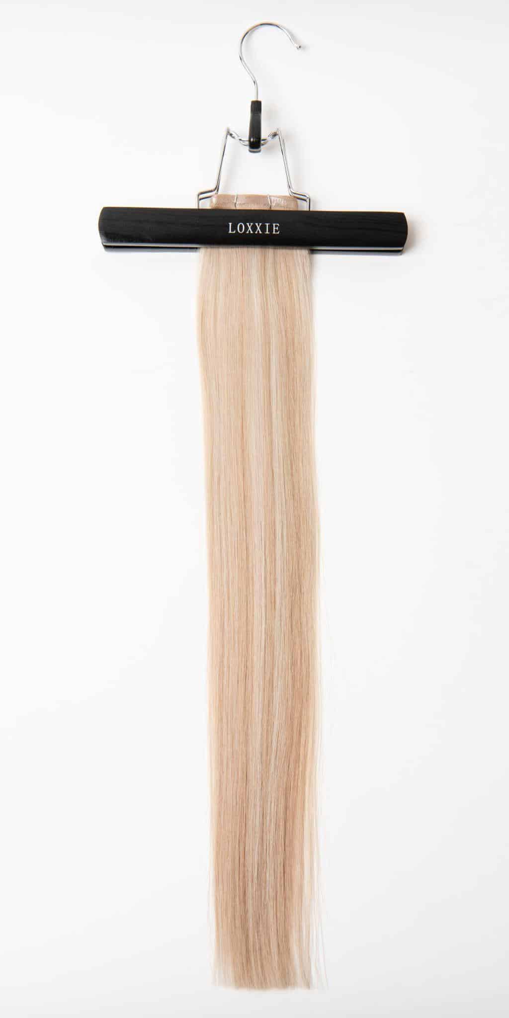 Loxxie 22" Flat Bonded Weft Vanilla Bean 55 Grams