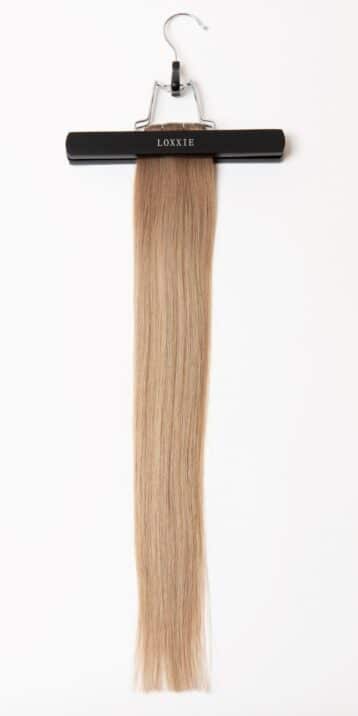 Loxxie 22" Flat Bonded Weft Sugar Cookie 55 Grams